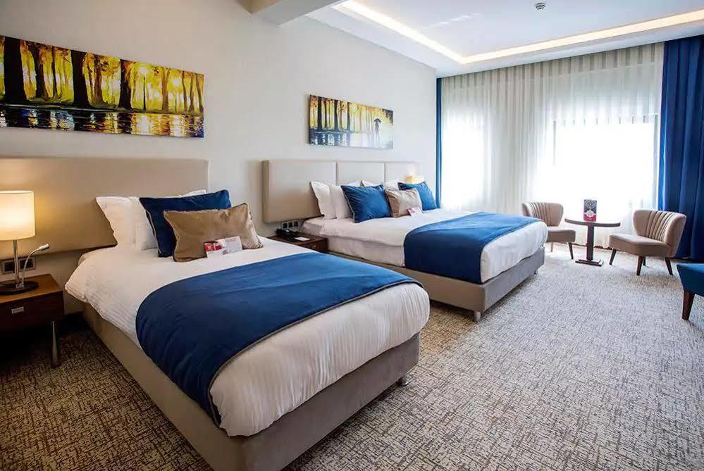 Hotel Ramada By Wyndham Yalova Yalova  Exterior foto